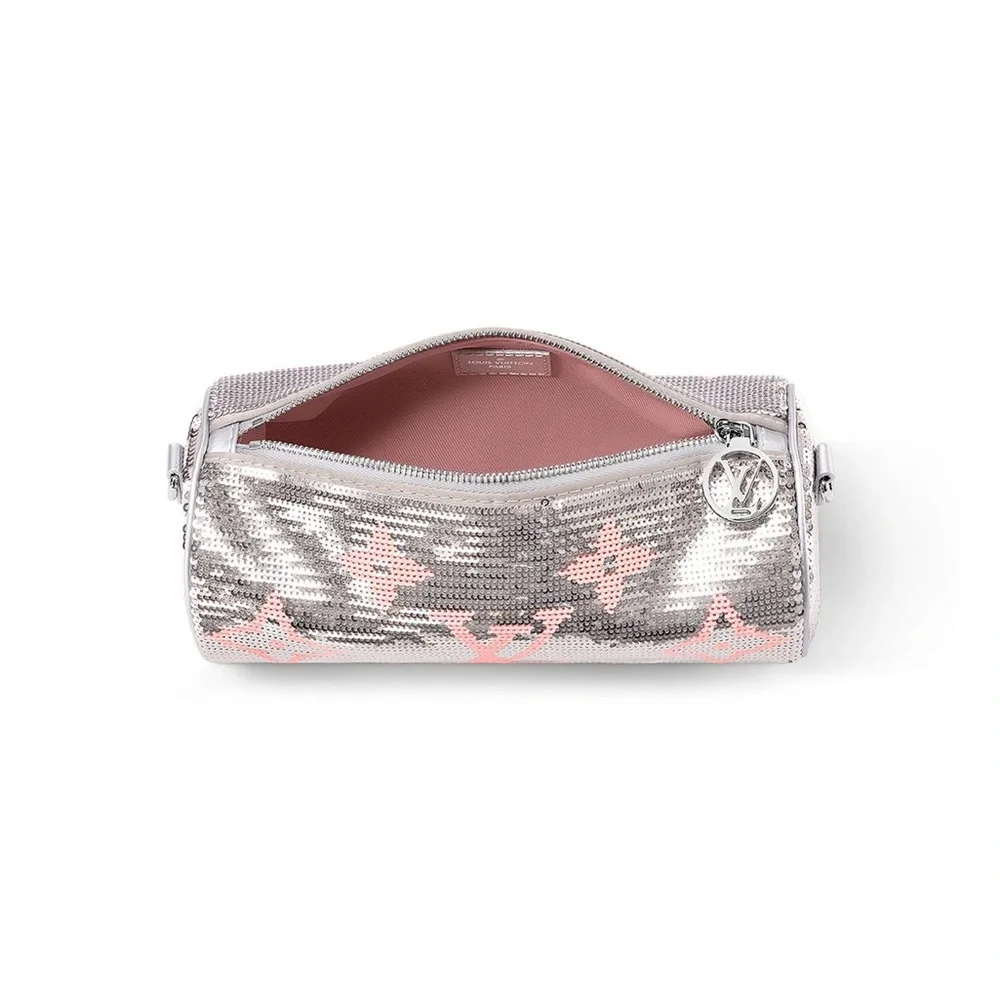 New RUNWAY ITEM 💕 Louis Vuitton Silver Pink Sequins Papillon Pouch Bag